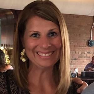 Meet your Posher, Debbie